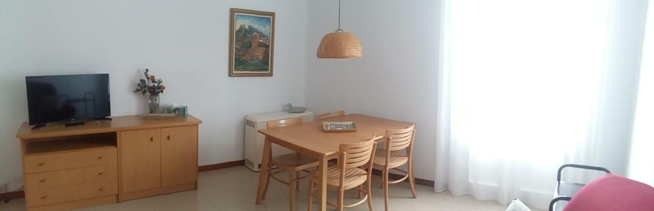 Cal Torroner Apartment เตรมป์ ภายนอก รูปภาพ